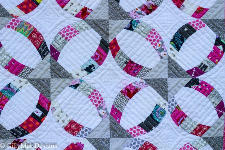 Metro Rings Using the Quick Curve Rulers (with free quilting plan