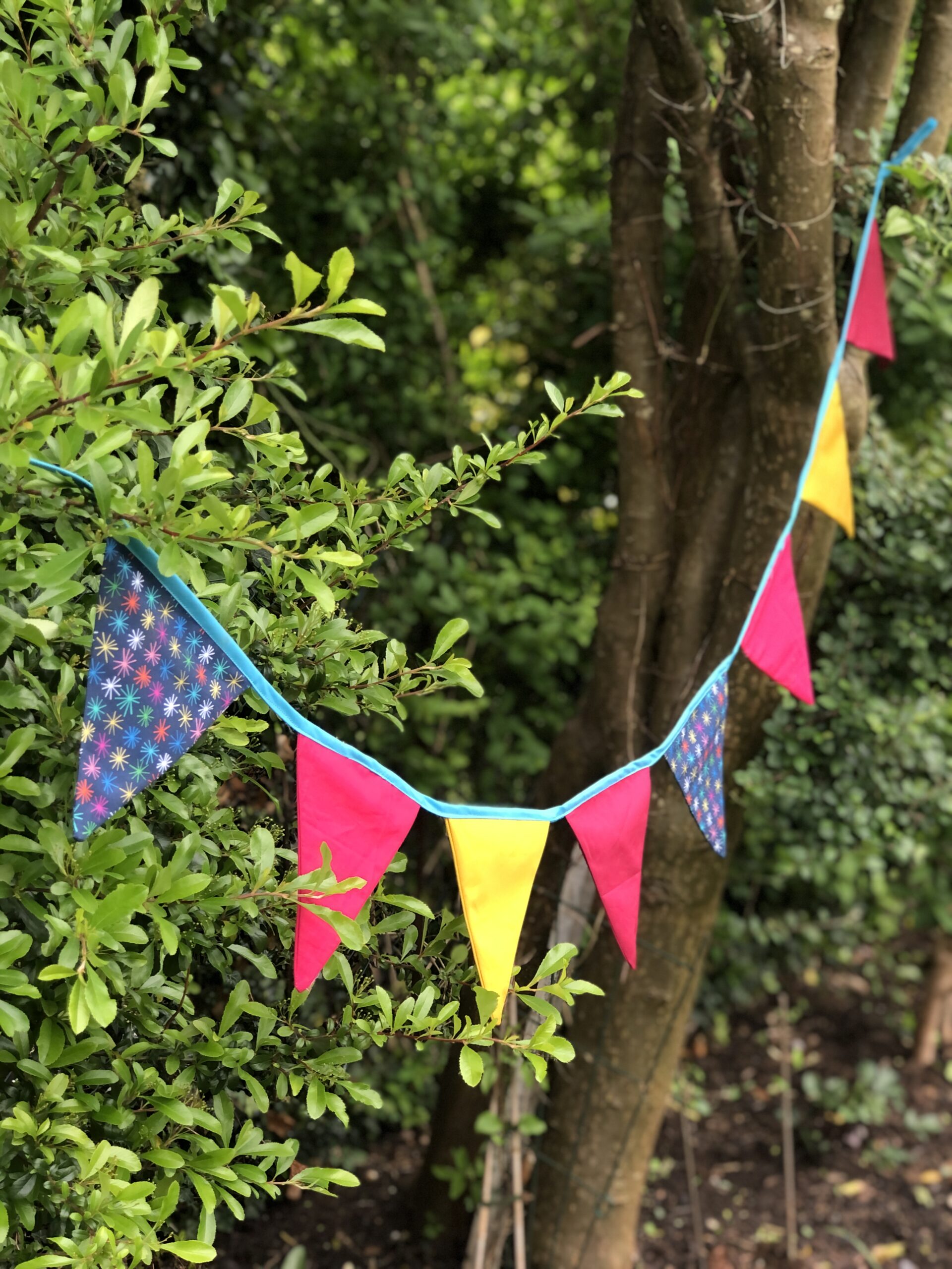 FREE Young Quilters Bunting Project GillyMac Designs Patchwork 